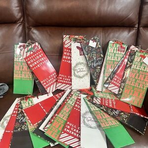 Holiday Wine Gift Bags Assortment